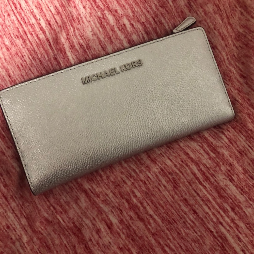 Michael Kors wallet